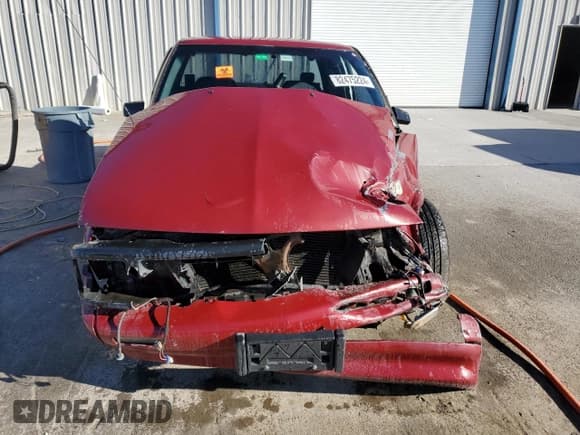 ✅ 1997 Chevrolet S-10 LS • VIN: 1GCCS19X9V8133961 • Лот: 82475224. Опубликован ранее на Copart с пробегом 193 804 миль. Бесплатный доступ к архиву аукционных продаж из США и подробный отчёт об истории автомобиля на DreamBid. Изображение 5.