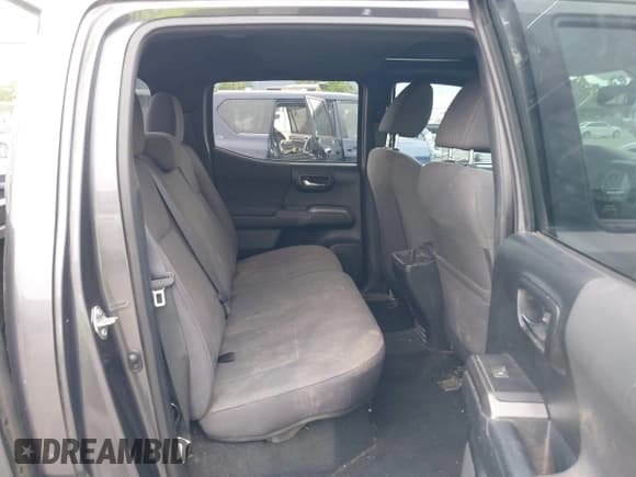 ✅ 2017 Toyota Tacoma SR5 • VIN: 5TFCZ5ANXHX081201 • Lot: 43354371. Listed on IAAI with 83,668 mi. Free auction sales archive from the USA and detailed vehicle history report at DreamBid. Image 8.