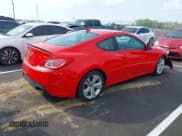 ✅ 2012 Hyundai Genesis Coupe Grand Touring • VIN: KMHHU6KH2CU078575 • Lot: 41963465. Wystawiony na IAAI z przebiegiem 95 683 mil. Bezpłatny archiwum sprzedaży aukcyjnych z USA i szczegółowy raport historii pojazdu na DreamBid. Zdjęcie 4.