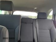 ✅ 2017 Kia Sorento LX • VIN: 5XYPG4A38HG206957 • Лот: 81802655. Опубликован ранее на Copart с пробегом 221 453 миль. Бесплатный доступ к архиву аукционных продаж из США и подробный отчёт об истории автомобиля на DreamBid. Изображение 10.