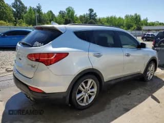 ✅ 2015 Hyundai Santa Fe • VIN: 5XYZW4LA2FG262686 • Лот: 51172254. Опубликован ранее на Copart с пробегом 170 328 миль. Бесплатный доступ к архиву аукционных продаж из США и подробный отчёт об истории автомобиля на DreamBid. Изображение 3.