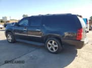 ✅ 2013 Chevrolet Suburban LTZ • VIN: 1GNSCKE08DR105799 • Lot: 93057155. Wystawiony na Copart z przebiegiem 257 010 mil. Bezpłatny archiwum sprzedaży aukcyjnych z USA i szczegółowy raport historii pojazdu na DreamBid. Zdjęcie 2.