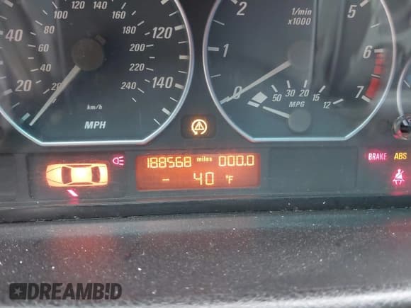 ✅ 2002 BMW 3 Series 330Ci • VIN: WBABS53492EV89504 • Lot: 43743378. Wystawiony na IAAI z przebiegiem 188 568 mil. Bezpłatny archiwum sprzedaży aukcyjnych z USA i szczegółowy raport historii pojazdu na DreamBid. Zdjęcie 7.