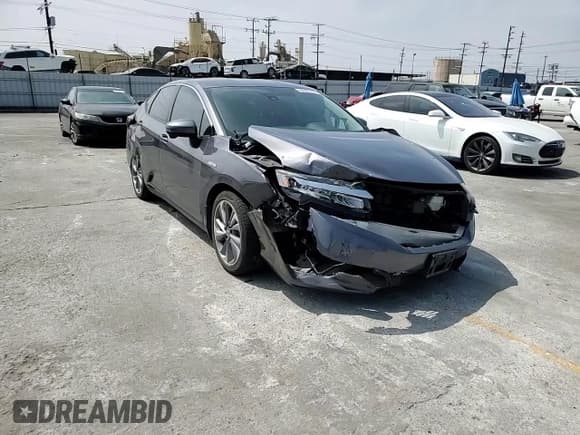 ✅ 2019 Honda Clarity • VIN: JHMZC5F10KC003086 • Lot: 60885105. Wystawiony na Copart z przebiegiem 77 421 mil. Bezpłatny archiwum sprzedaży aukcyjnych z USA i szczegółowy raport historii pojazdu na DreamBid. Zdjęcie 14.