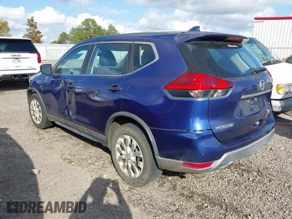 ✅ 2017 Nissan Rogue S • VIN: KNMAT2MT3HP564580 • Lot: 43759877. Listed on IAAI with 204,281 mi. Free auction sales archive from the USA and detailed vehicle history report at DreamBid. Image 3.