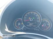 ✅ 2016 Volkswagen Beetle Dune • VIN: 3VWS17AT6GM620881 • Лот: 41632819. Опубликован ранее на IAAI с пробегом 87 901 миль. Бесплатный доступ к архиву аукционных продаж из США и подробный отчёт об истории автомобиля на DreamBid. Изображение 7.