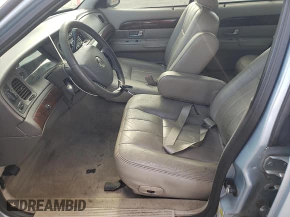 ✅ 2009 Mercury Grand Marquis LS • VIN: 2MEHM75V59X635023 • Lot: 68676225. Wystawiony na Copart z przebiegiem 167 356 mil. Bezpłatny archiwum sprzedaży aukcyjnych z USA i szczegółowy raport historii pojazdu na DreamBid. Zdjęcie 7.