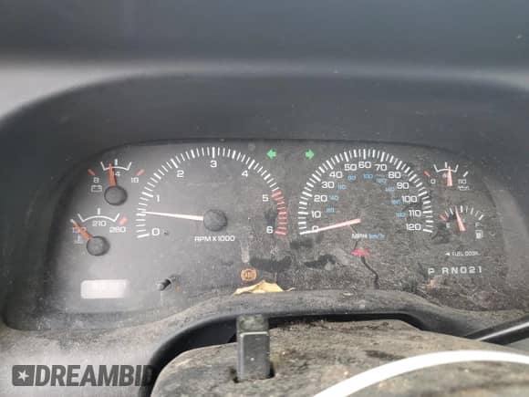 1999 Dodge 1500 с VIN 1B7HC13Z0XJ587556, выставлен на аукционе Copart как лот 76167934 с пробегом 80 107 миль миль и Списание • Salvage title. История ставок и продаж доступна на DreamBid. Изображение 9.