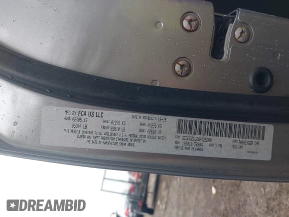 ✅ 2016 Dodge Challenger SRT 392 • VIN: 2C3CDZDJ2GH125200 • Lot: 43400862. Wystawiony na IAAI z przebiegiem 56 605 mil. Bezpłatny archiwum sprzedaży aukcyjnych z USA i szczegółowy raport historii pojazdu na DreamBid. Zdjęcie 9.