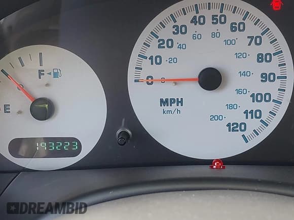 ✅ 2003 Dodge Caravan SE • VIN: 1D4GP25BX3B144716 • Lot: 42445992. Wystawiony na IAAI z przebiegiem 193 223 mil. Bezpłatny archiwum sprzedaży aukcyjnych z USA i szczegółowy raport historii pojazdu na DreamBid. Zdjęcie 7.