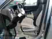 2014 Chevrolet Silverado 1500 LT z VIN 1GCRCREC4EZ290445, wystawiony jako Copart lot #87198435 z przebiegiem 166 498 mil mil oraz Szkoda całkowita • Salvage title. Historia ofert i sprzedaży dostępna na DreamBid. Obrazek 7.