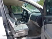 ✅ 2007 Saturn VUE I4 • VIN: 5GZCZ33D17S811533 • Лот: 43328178. Опубликован ранее на IAAI с пробегом 205 440 миль. Бесплатный доступ к архиву аукционных продаж из США и подробный отчёт об истории автомобиля на DreamBid. Изображение 5.