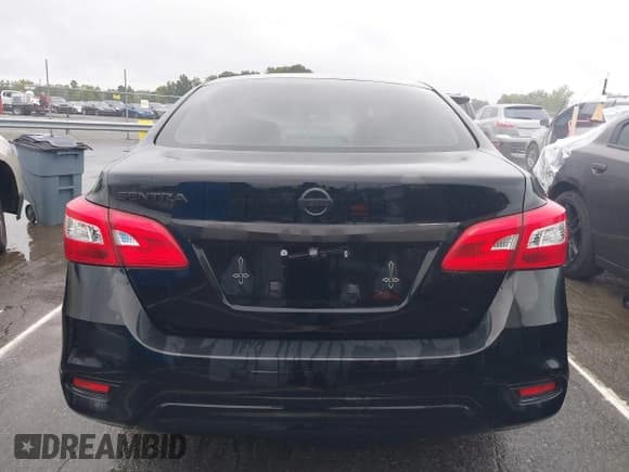 ✅ 2019 Nissan Sentra SV • VIN: 3N1AB7AP4KY332683 • Lot: 43320544. Listed on IAAI with 79,621 mi. Free auction sales archive from the USA and detailed vehicle history report at DreamBid. Image 16.