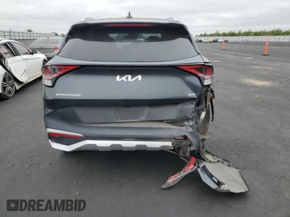 ✅ 2023 Kia Sportage EX • VIN: KNDPVCAG0P7087851 • Lot: 90306285. Wystawiony na Copart z przebiegiem 124 746 mil. Bezpłatny archiwum sprzedaży aukcyjnych z USA i szczegółowy raport historii pojazdu na DreamBid. Zdjęcie 6.