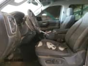 ✅ 2020 Chevrolet Silverado 1500 LT • VIN: 1GCUYDED0LZ310095 • Lot: 79027014. Wystawiony na Copart z przebiegiem 63 672 mil. Bezpłatny archiwum sprzedaży aukcyjnych z USA i szczegółowy raport historii pojazdu na DreamBid. Zdjęcie 7.