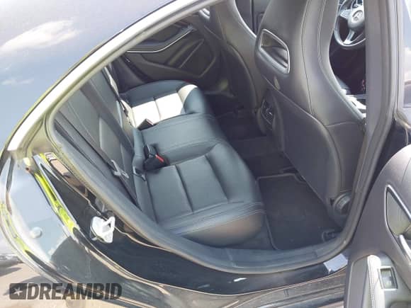 2016 Mercedes-Benz CLA 250 с VIN WDDSJ4EB0GN372920, выставлен на аукционе IAAI как лот 43260940 с пробегом 111 950 миль миль и . История ставок и продаж доступна на DreamBid. Изображение 8.