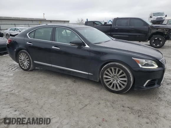 ✅ 2017 Lexus LS 460 • VIN: JTHCL5EF8H5029094 • Лот: 81793294. Опубликован ранее на Copart с пробегом 37 205 миль. Бесплатный доступ к архиву аукционных продаж из США и подробный отчёт об истории автомобиля на DreamBid. Изображение 4.