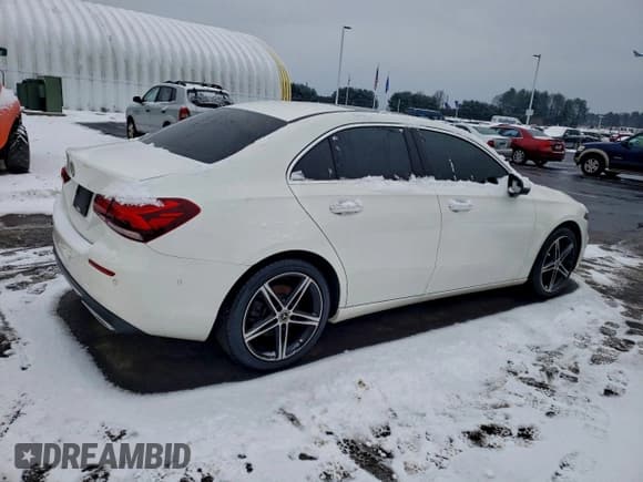 ✅ 2019 Mercedes-Benz A 220 • VIN: WDD3G4FB6KW020493 • Lot: 95992765. Listed on Copart with 98,281 mi. Free auction sales archive from the USA and detailed vehicle history report at DreamBid. Image 3.