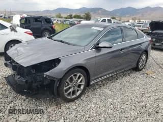 ✅ 2019 Hyundai Sonata Limited • VIN: 5NPE34AB7KH796255 • Лот: 69122245. Опубликован ранее на Copart с пробегом 65 349 миль. Бесплатный доступ к архиву аукционных продаж из США и подробный отчёт об истории автомобиля на DreamBid. Изображение 1.