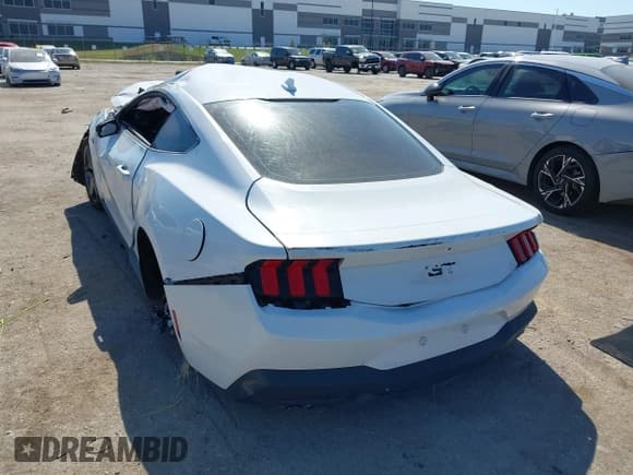 ✅ 2025 Ford Mustang GT • VIN: 1FA6P8CF5S5406291 • Lot: 43432863. Listed on IAAI with Not provided. Free auction sales archive from the USA and detailed vehicle history report at DreamBid. Image 3.