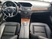 ✅ 2013 Mercedes-Benz E 350 Luxury • VIN: WDDHF5KB2DA722721 • Лот: 81829345. Опубликован ранее на Copart с пробегом 127 069 миль. Бесплатный доступ к архиву аукционных продаж из США и подробный отчёт об истории автомобиля на DreamBid. Изображение 8.