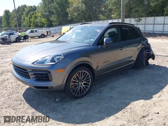 ✅ 2023 Porsche Cayenne • VIN: WP1AA2AY9PDA07838 • Lot: 43146214. Wystawiony na IAAI z przebiegiem 38 244 mil. Bezpłatny archiwum sprzedaży aukcyjnych z USA i szczegółowy raport historii pojazdu na DreamBid. Zdjęcie 17.