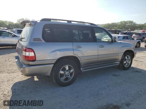 ✅ 2006 Toyota Land Cruiser • VIN: JTEHT05J162101763 • Lot: 69029884. Listed on Copart with 263,974 mi. Free auction sales archive from the USA and detailed vehicle history report at DreamBid. Image 3.
