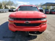 ✅ 2017 Chevrolet Silverado 1500 Custom • VIN: 1GCRCPEH2HZ332731 • Lot: 64040825. Wystawiony na Copart z przebiegiem 108 239 mil. Bezpłatny archiwum sprzedaży aukcyjnych z USA i szczegółowy raport historii pojazdu na DreamBid. Zdjęcie 5.