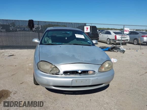 ✅ 1996 Mercury Sable LS • VIN: 1MELM53S8TA639588 • Lot: 43575098. Wystawiony na IAAI z przebiegiem 131 117 mil. Bezpłatny archiwum sprzedaży aukcyjnych z USA i szczegółowy raport historii pojazdu na DreamBid. Zdjęcie 6.