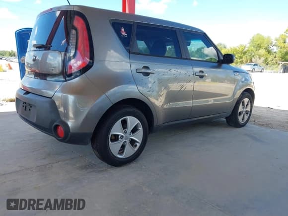 ✅ 2015 Kia Soul • VIN: KNDJN2A22F7143713 • Лот: 43440533. Опубликован ранее на IAAI с пробегом 110 610 миль. Бесплатный доступ к архиву аукционных продаж из США и подробный отчёт об истории автомобиля на DreamBid. Изображение 4.
