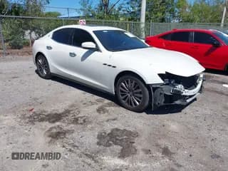 ✅ 2019 Maserati Ghibli • VIN: ZAM57XSA6K1322117 • Lot: 41840423. Wystawiony na IAAI z przebiegiem 76 554 mil. Bezpłatny archiwum sprzedaży aukcyjnych z USA i szczegółowy raport historii pojazdu na DreamBid. Zdjęcie 1.