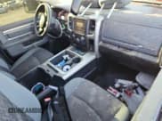 ✅ 2017 Ram 2500 Big Horn • VIN: 3C6UR5DL3HG588953 • Lot: 81943035. Wystawiony na Copart z przebiegiem 82 189 mil. Bezpłatny archiwum sprzedaży aukcyjnych z USA i szczegółowy raport historii pojazdu na DreamBid. Zdjęcie 8.