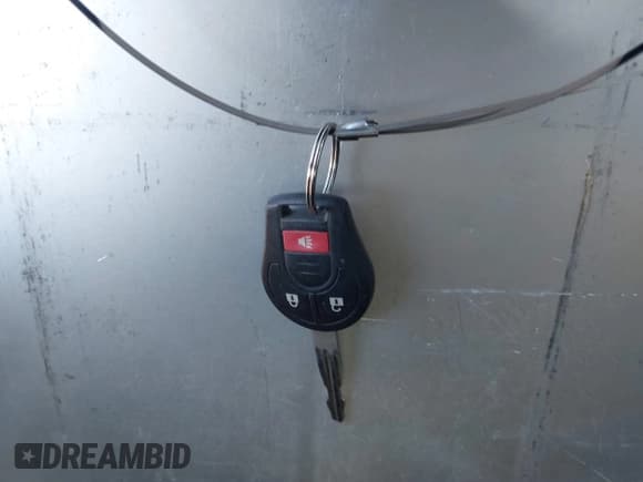 ✅ 2012 Nissan Versa SV • VIN: 3N1CN7AP5CL875734 • Лот: 43402139. Опубликован ранее на IAAI с пробегом 222 773 миль. Бесплатный доступ к архиву аукционных продаж из США и подробный отчёт об истории автомобиля на DreamBid. Изображение 11.