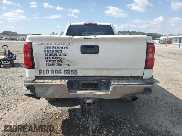 ✅ 2017 Chevrolet Silverado 2500HD Work Truck • VIN: 1GC1KUEG3HF191904 • Lot: 84889125. Listed on Copart with 298,823 mi. Free auction sales archive from the USA and detailed vehicle history report at DreamBid. Image 6.