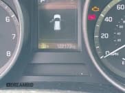 ✅ 2017 Hyundai Santa Fe 2.4L • VIN: 5XYZUDLB2HG409316 • Лот: 43635496. Опубликован ранее на IAAI с пробегом 122 173 миль. Бесплатный доступ к архиву аукционных продаж из США и подробный отчёт об истории автомобиля на DreamBid. Изображение 15.