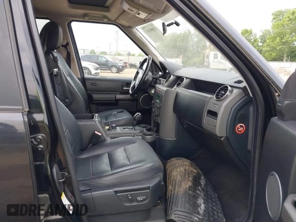 ✅ 2006 Land Rover LR3 SE • VIN: SALAE25436A403902 • Lot: 42680247. Listed on IAAI with 111,605 mi. Free auction sales archive from the USA and detailed vehicle history report at DreamBid. Image 5.