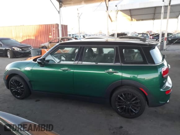 ✅ 2023 MINI Clubman Cooper S • VIN: WMWLV7C01P2T81923 • Lot: 43553279. Listed on IAAI with 26,048 mi. Free auction sales archive from the USA and detailed vehicle history report at DreamBid. Image 14.