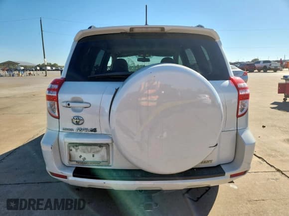 ✅ 2009 Toyota RAV4 Limited • VIN: JTMZK31V295025124 • Лот: 91052615. Опубликован ранее на Copart с пробегом 224 827 миль. Бесплатный доступ к архиву аукционных продаж из США и подробный отчёт об истории автомобиля на DreamBid. Изображение 6.