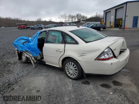 ✅ 2009 Mercury Sable • VIN: 1MEHM41W19G631960 • Lot: 52346575. Listed on Copart with Not provided. Free auction sales archive from the USA and detailed vehicle history report at DreamBid. Image 2.