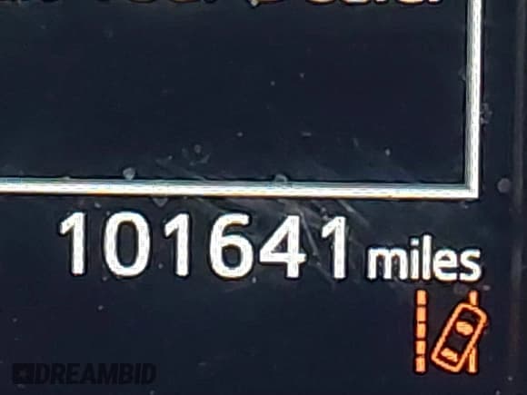 ✅ 2017 Toyota RAV4 XLE • VIN: JTMWFREV0HJ716663 • Лот: 41256607. Опубликован ранее на IAAI с пробегом 101 641 миль. Бесплатный доступ к архиву аукционных продаж из США и подробный отчёт об истории автомобиля на DreamBid. Изображение 16.