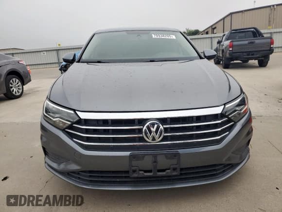 ✅ 2020 Volkswagen Jetta S • VIN: 3VWCB7BU3LM036067 • Lot: 70938205. Listed on Copart with 106,090 mi. Free auction sales archive from the USA and detailed vehicle history report at DreamBid. Image 5.
