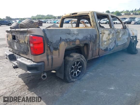 ✅ 2015 Chevrolet Silverado 1500 Work Truck • VIN: 3GCUKPEC7FG384810 • Лот: 42495656. Опубликован ранее на IAAI с пробегом Не указан. Бесплатный доступ к архиву аукционных продаж из США и подробный отчёт об истории автомобиля на DreamBid. Изображение 4.