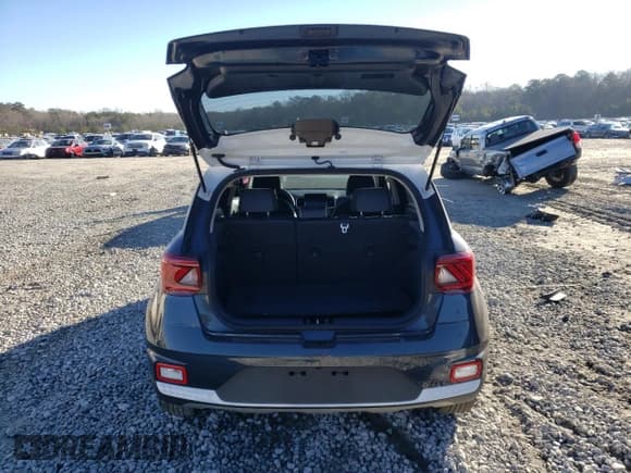 ✅ 2023 Hyundai Venue SEL • VIN: KMHRC8A38PU229109 • Лот: 89081895. Опубликован ранее на Copart с пробегом 17 674 миль. Бесплатный доступ к архиву аукционных продаж из США и подробный отчёт об истории автомобиля на DreamBid. Изображение 6.