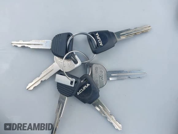 ✅ 1998 Acura Integra RS • VIN: JH4DC444XWS012553 • Lot: 41928443. Listed on IAAI with 173,059 mi. Free auction sales archive from the USA and detailed vehicle history report at DreamBid. Image 11.