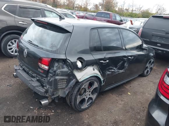 ✅ 2012 Volkswagen Golf GTI PZEV • VIN: WVWGD7AJ0CW246535 • Lot: 43645949. Wystawiony na IAAI z przebiegiem 111 225 mil. Bezpłatny archiwum sprzedaży aukcyjnych z USA i szczegółowy raport historii pojazdu na DreamBid. Zdjęcie 4.