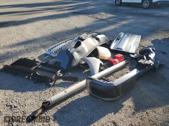 ✅ 2019 Chevrolet Silverado 1500 RST • VIN: 1GCRYEED8KZ233180 • Лот: 82754775. Опубликован ранее на Copart с пробегом 66 513 миль. Бесплатный доступ к архиву аукционных продаж из США и подробный отчёт об истории автомобиля на DreamBid. Изображение 12.