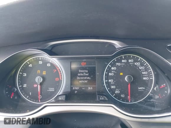 ✅ 2015 Audi A4 Premium Plus • VIN: WAUFFAFL1FN021643 • Лот: 41959620. Опубликован ранее на IAAI с пробегом 87 607 миль. Бесплатный доступ к архиву аукционных продаж из США и подробный отчёт об истории автомобиля на DreamBid. Изображение 7.