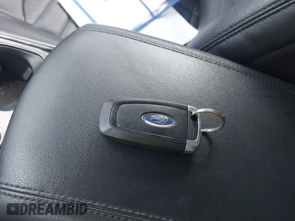 ✅ 2020 Ford Edge SE • VIN: 2FMPK3G92LBA05200 • Lot: 43584645. Wystawiony na IAAI z przebiegiem 61 945 mil. Bezpłatny archiwum sprzedaży aukcyjnych z USA i szczegółowy raport historii pojazdu na DreamBid. Zdjęcie 11.