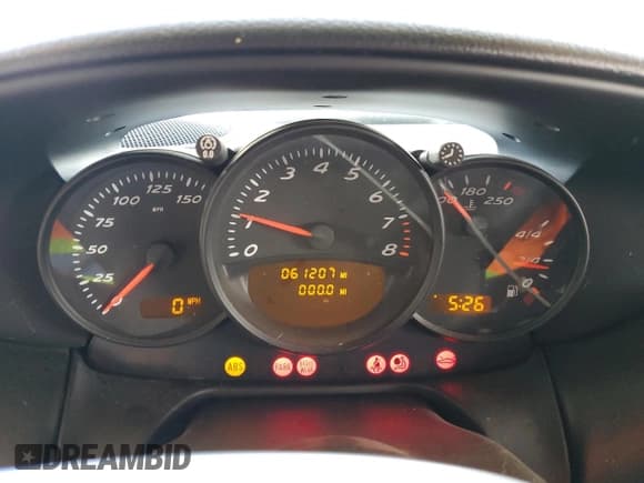 ✅ 2003 Porsche Boxster • VIN: WP0CA29823U623065 • Lot: 61796525. Wystawiony na Copart z przebiegiem 61 207 mil. Bezpłatny archiwum sprzedaży aukcyjnych z USA i szczegółowy raport historii pojazdu na DreamBid. Zdjęcie 9.
