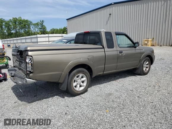 ✅ 2001 Nissan Frontier XE • VIN: 1N6DD26S21C397671 • Lot: 54108355. Listed on Copart with 174,195 mi. Free auction sales archive from the USA and detailed vehicle history report at DreamBid. Image 3.
